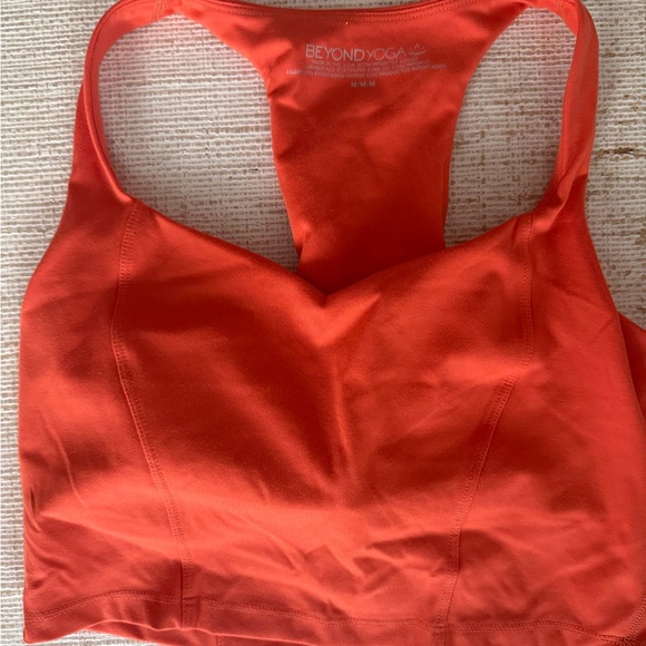 Beyond Yoga Intensity Racerback Cropped Tank - Picture 2 of 3